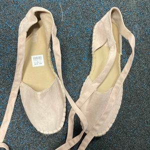 NWT Lace up Espadrilles